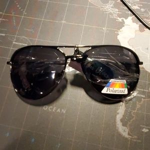 Black Aviator Sunglasses